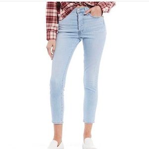 Levi’s Wedge Skinny Jeans size 24
